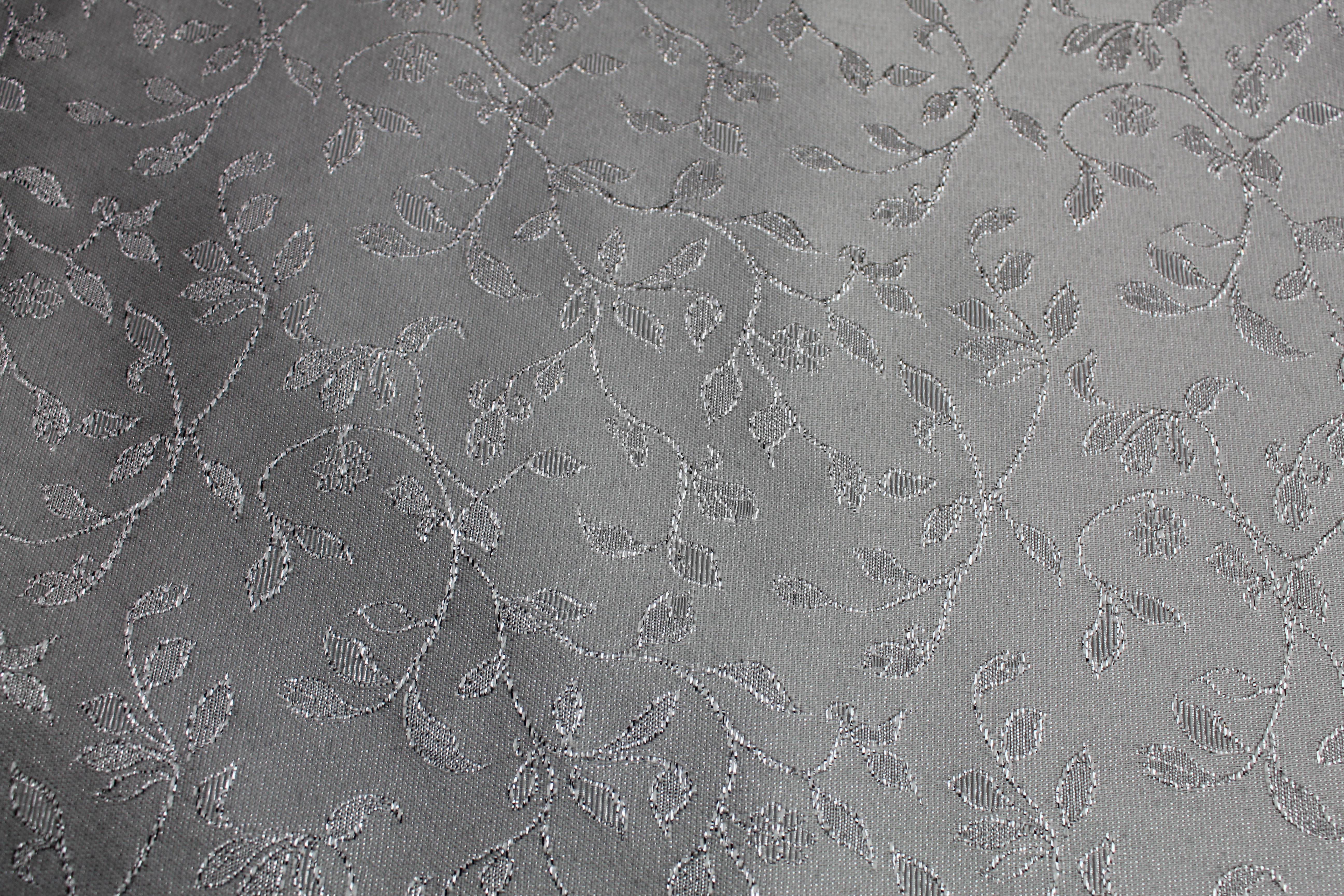 BROCADE - MET SILVER